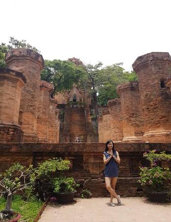 Cổng chính của danh thắng Tháp Bà Po Nagar Nha Trang