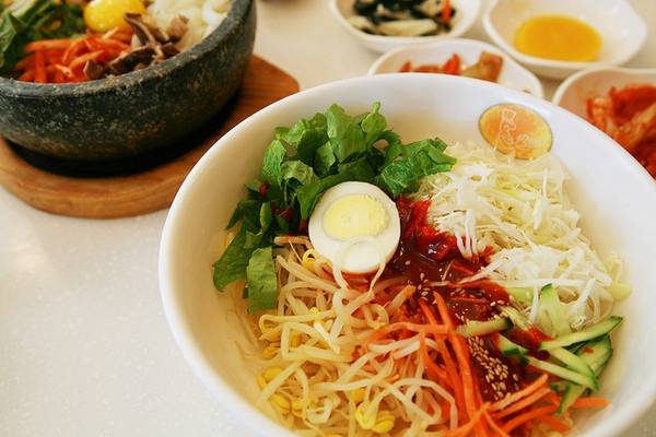 Du lịch Hàn Quốc - Món mì Jjolmyeon