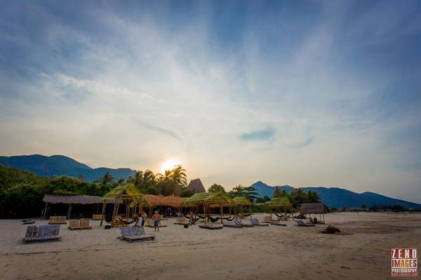 Jungle Beach nép mình trong bán đảo Hòn Hèo hoang vắng. Ảnh: Zeno
