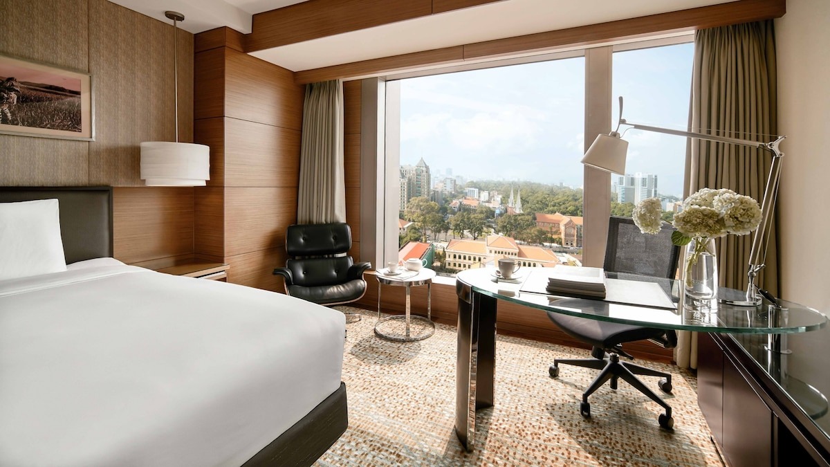 JW Marriott Sài Gòn - Phòng nghỉ có tầm nhìn ra thành phố