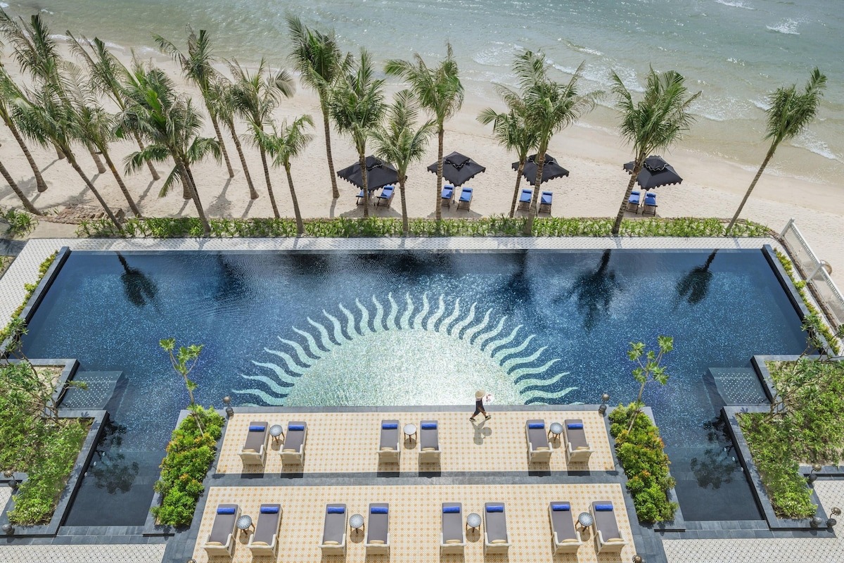 jw-marriott-phu-quoc-emerald-bay-resort-spa-ivivu-8-2 JW-Marriott-Phu-Quoc-Emerald-Bay-Resort- Spa-ivivu-8