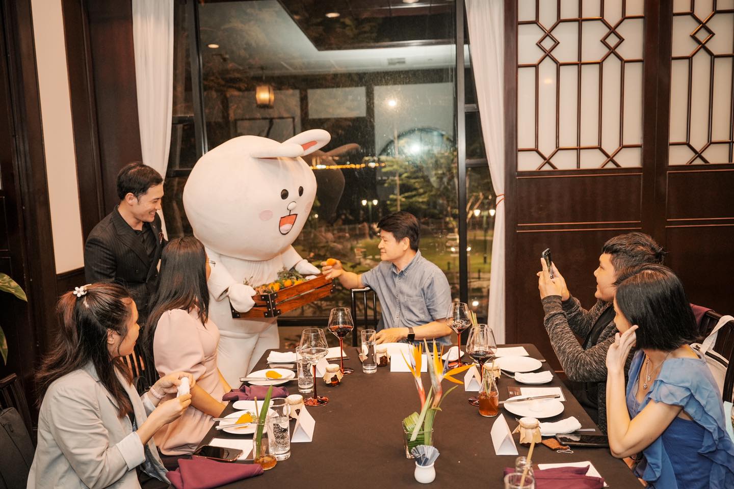 Ảnh: Fb Renaissance Riverside Hotel Saigon.