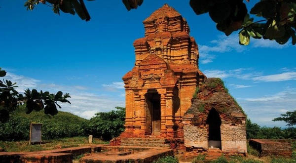 Po Sah Inư với nét đẹp bí ẩn và xưa cổ. Ảnh: diadiemdulich.com