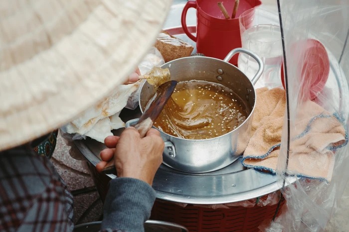 Kẹo mạch nha món ăn vặt tuổi thơ