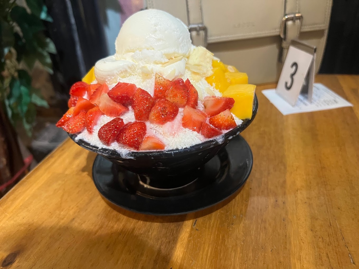 Bingsu. Ảnh: Minh Quân Nguyễn.