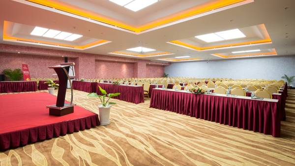 Phòng hội nghị sang trọng sức chứa lớn