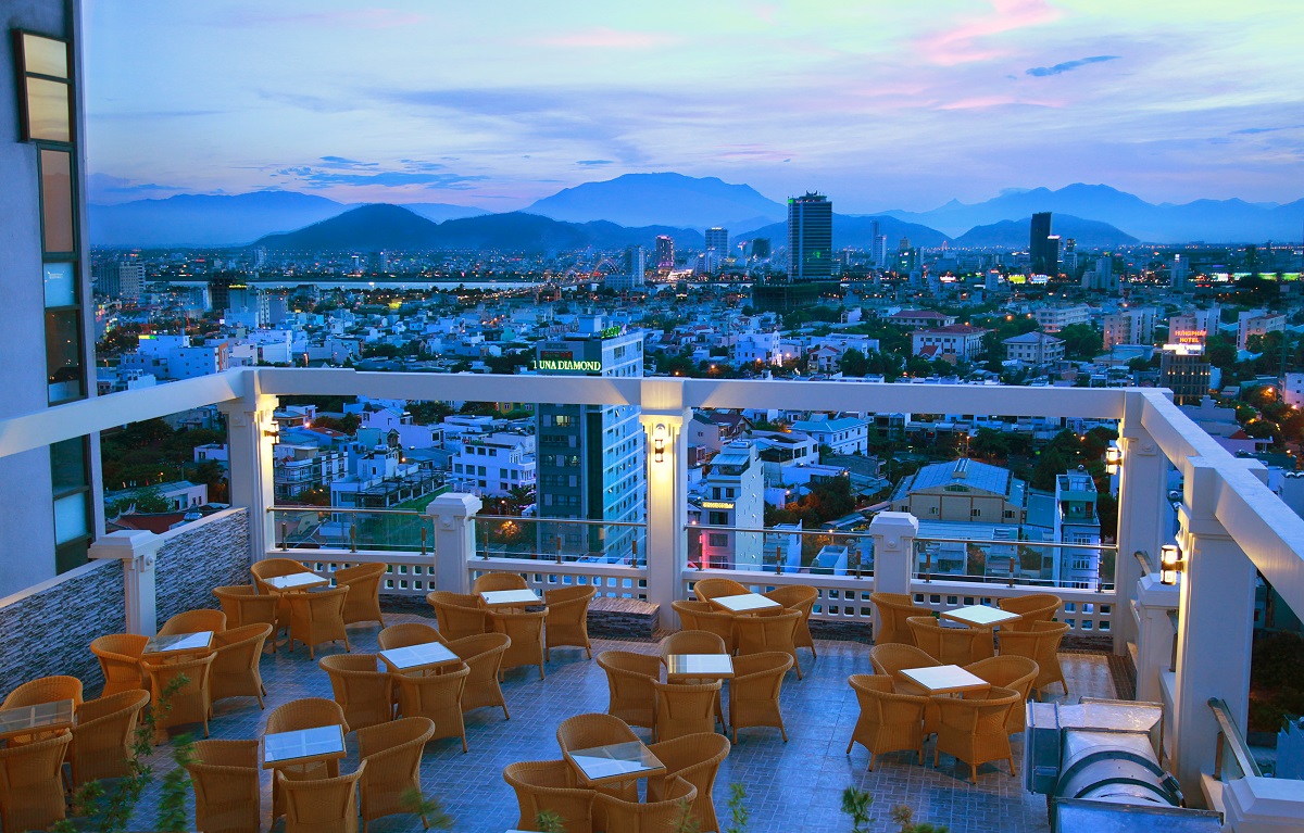 khach-san-blue-sun-da-nang-ivivu-10