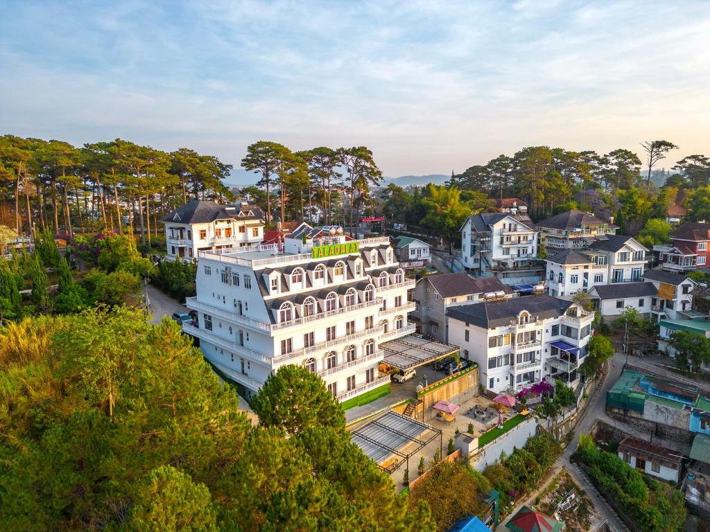 Khách sạn Tatadalat Đà Lạt
