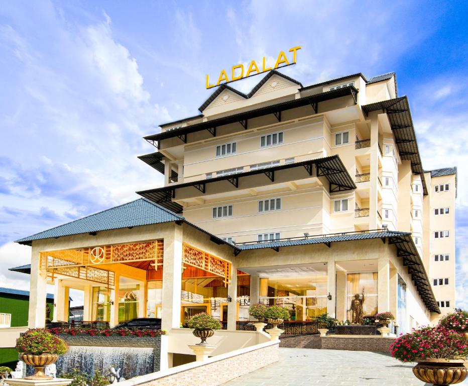 Khách sạn LADALAT Đà Lạt
