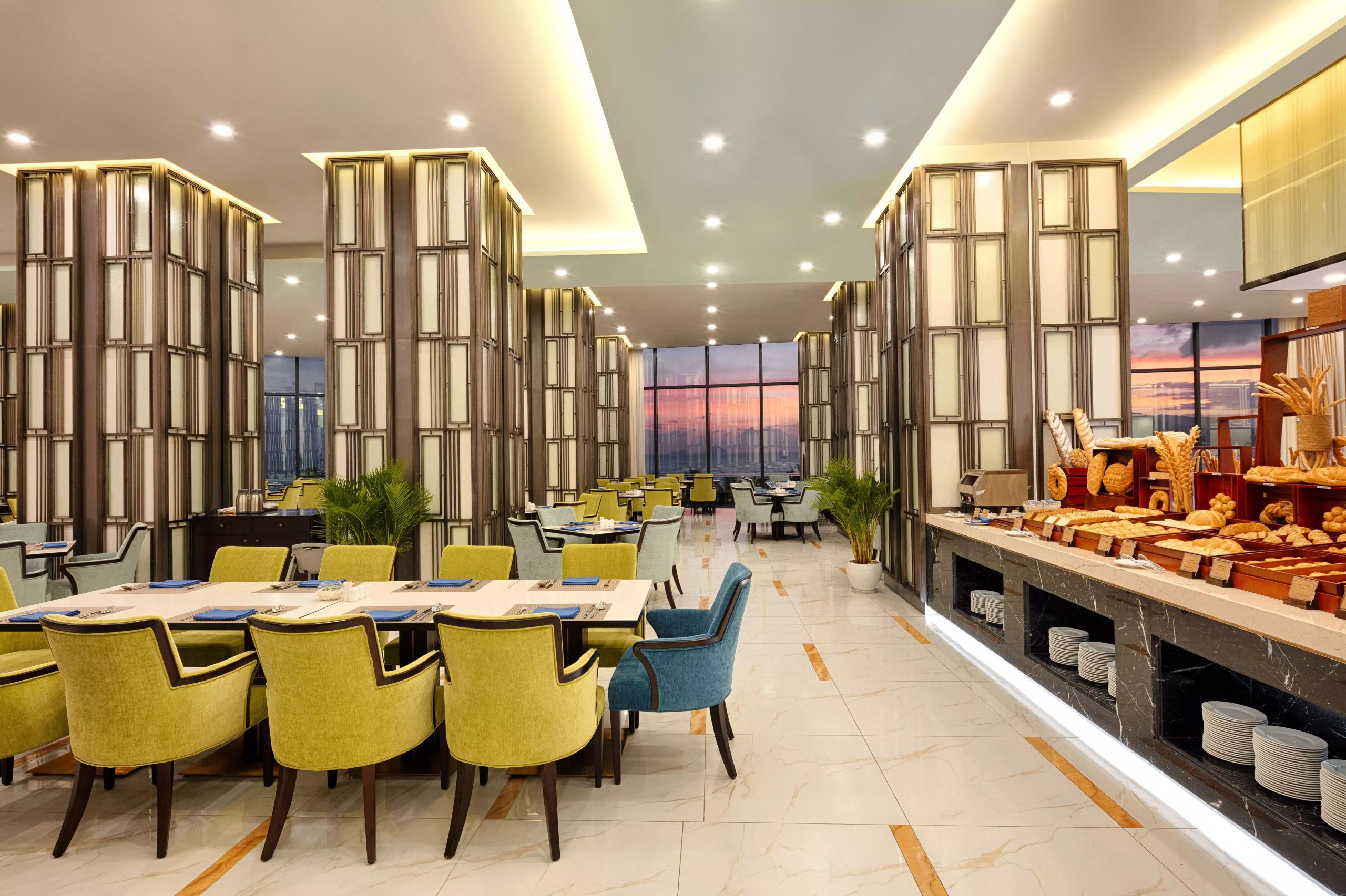 Nhà hàng Coral tại khách sạn resort Nha Trang