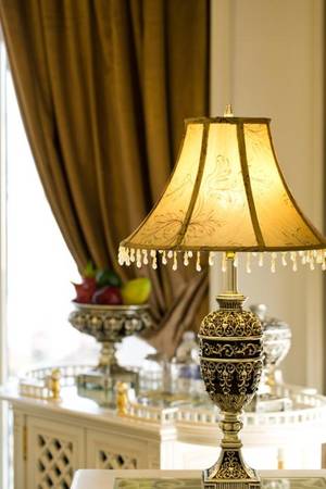 Thiết kế bồn tắm nghệ thuật hướng view thành phố tại Khách sạn Eldora Huế