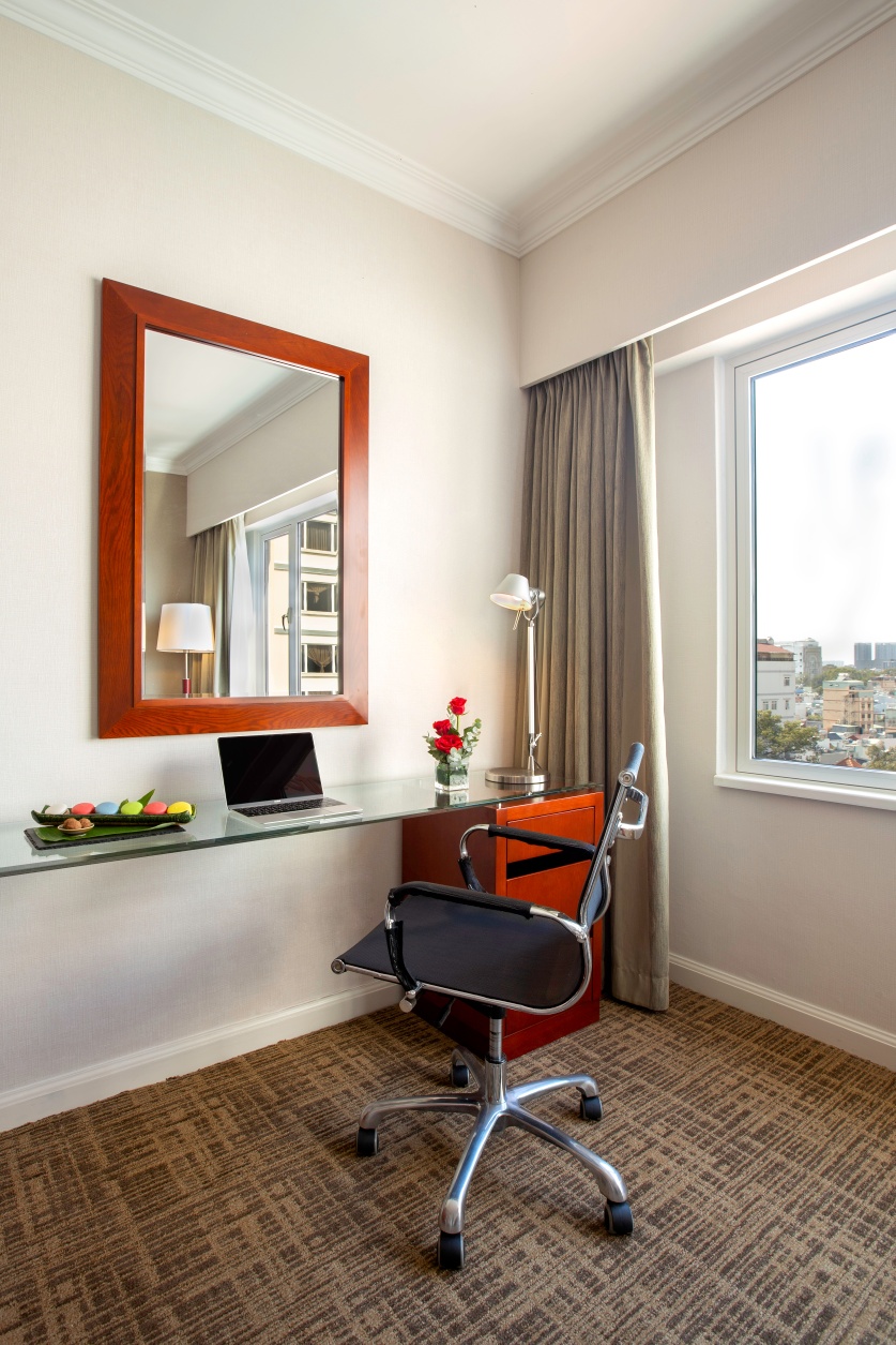 Phòng tắm hiện đại tại khách sạn Equatorial Hồ Chí Minh