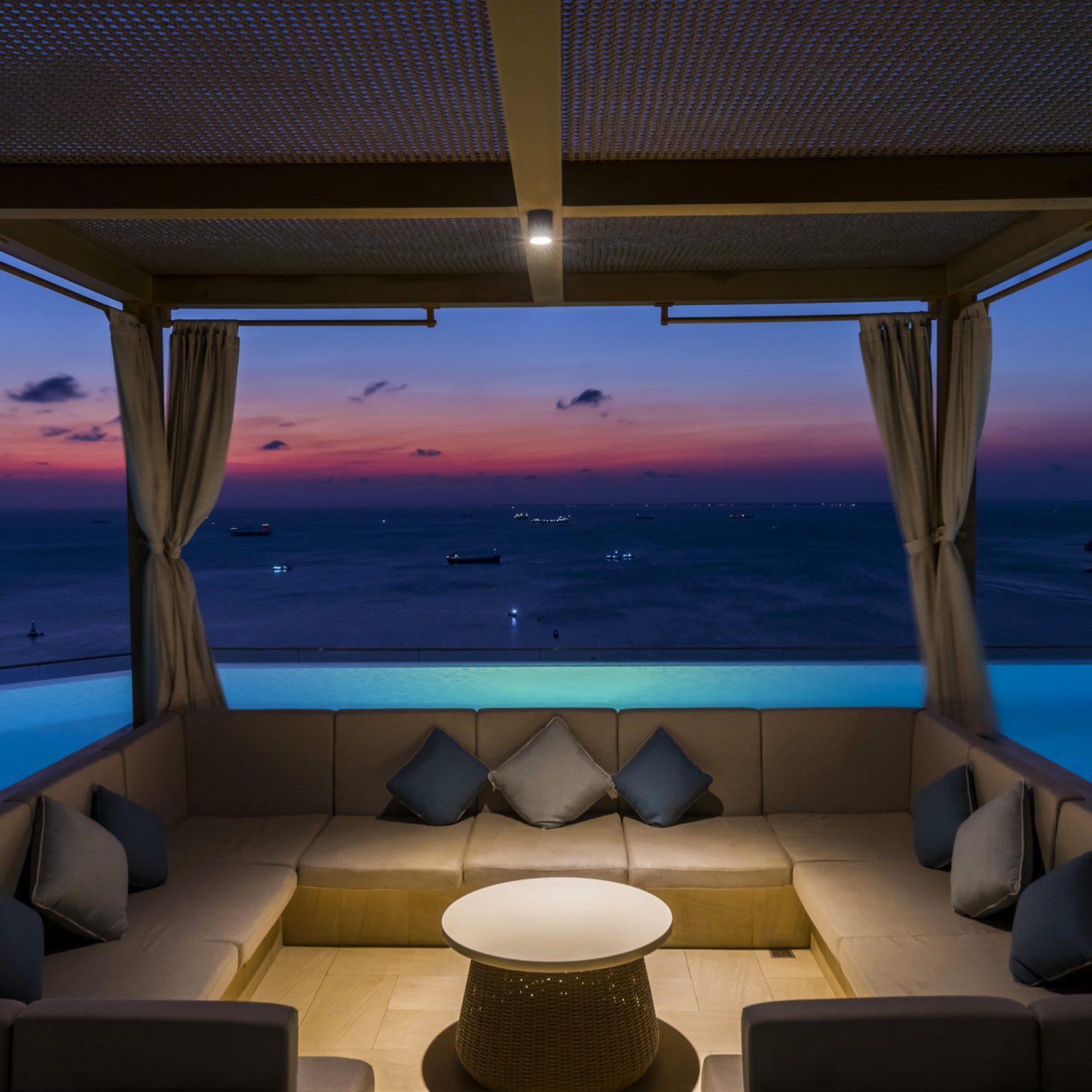Không gian chill tại Fusion Suites Vũng Tàu