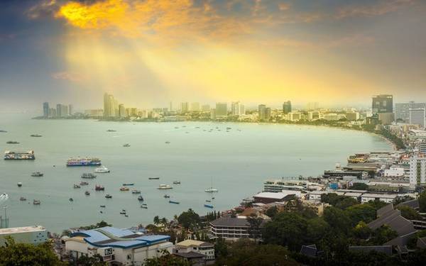 Pattaya giá khách sạn giảm mạnh: Giá phòng trung bình là 39 Bảng Anh (khoảng 1,28 triệu đồng), giảm 25%.