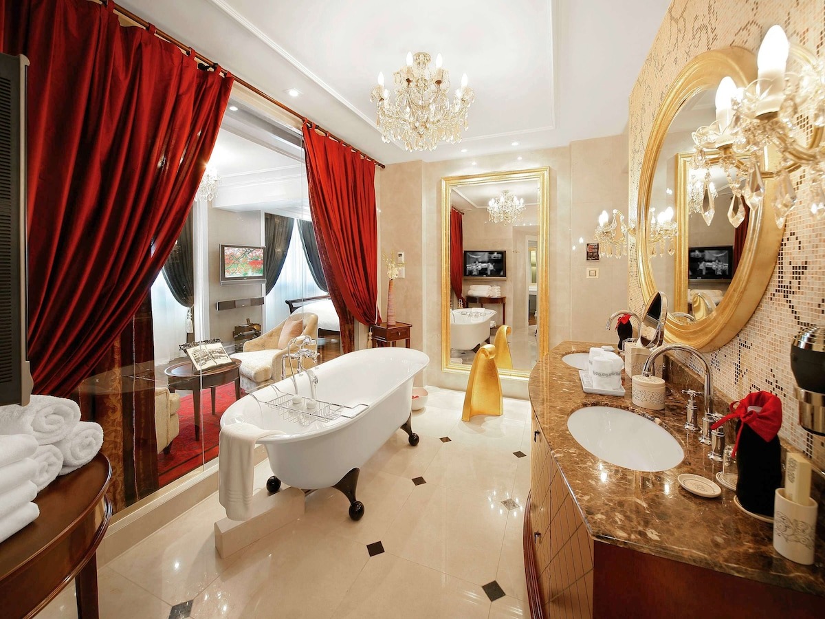 Quán cà phê La Terrasse khách sạn Hà Nội