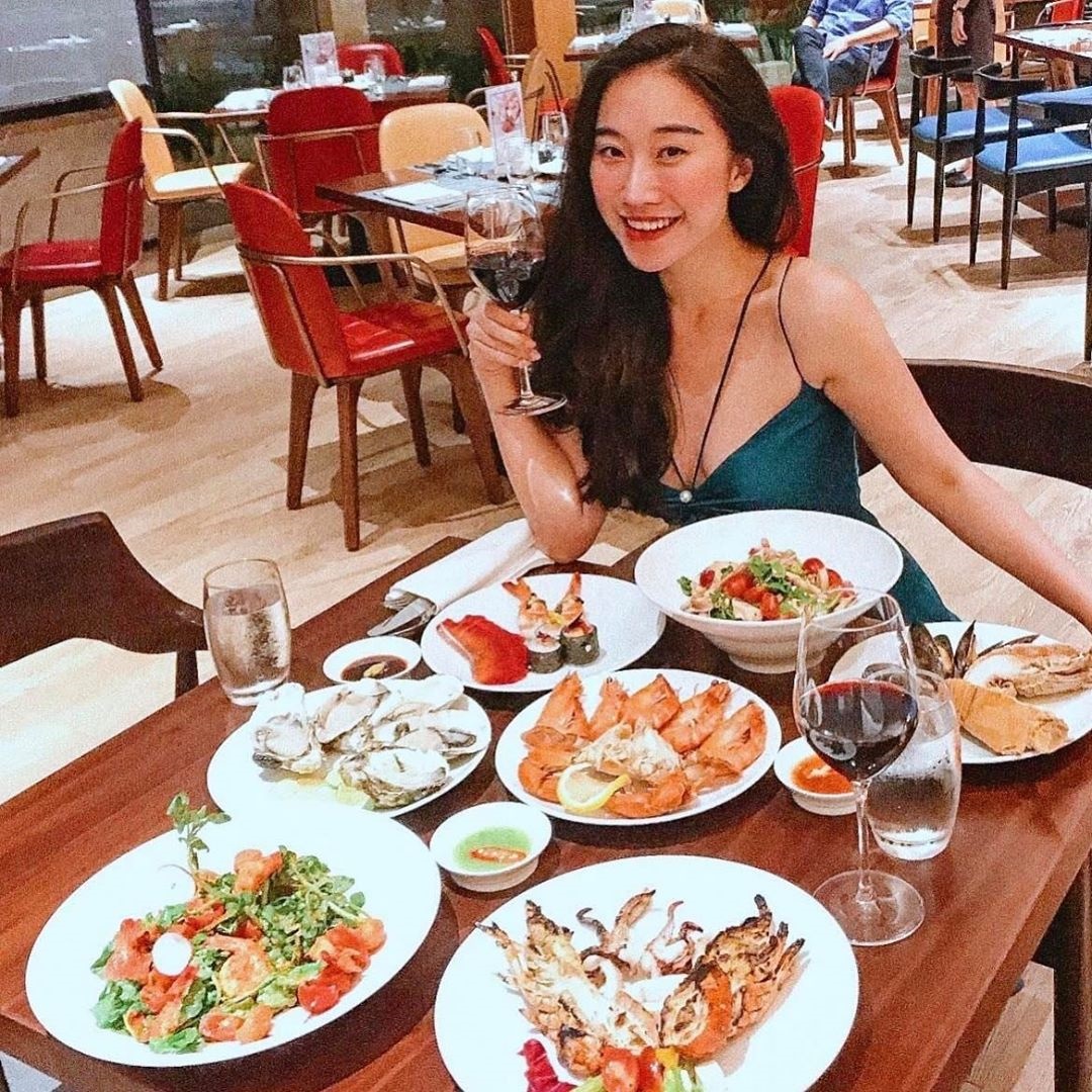 Không gian nhà hàng tại khách sạn Hilton Đà Nẵng