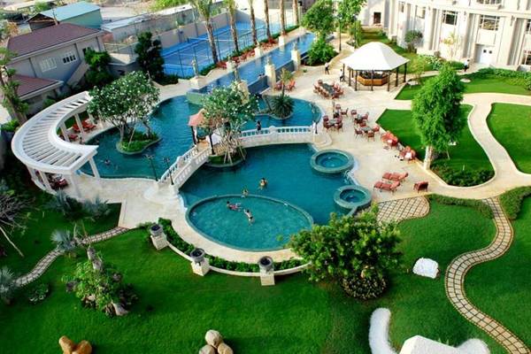 Không gian xanh mát của Khách sạn Imperial Vũng Tàu. Ảnh: iVIVU.com