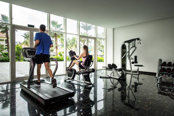 Bên cạnh khu thư giãn, phục hồi sức khỏe, Phòng tập là một lựa chọn khác dành cho quý khách để bắt đầu một ngày mới hay rèn luyện bản thân như một thói quen hàng ngày. 