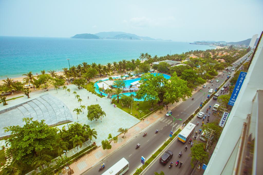 Khách sạn Nha Trang giá rẻ Oliver trên đường Trần Phú
