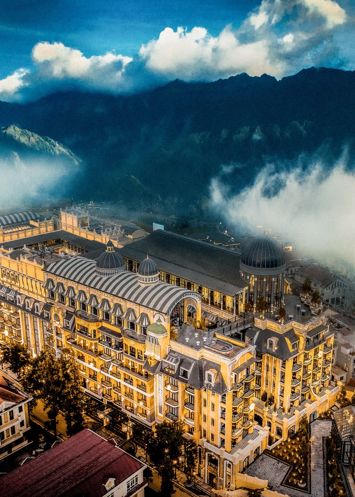 Tráng lệ giữa núi rừng. Ảnh: Fb Hotel de la Coupole - MGallery