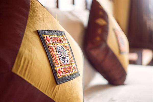 Nội thất tinh tế trong phòng nghỉ Victoria Sapa Resort