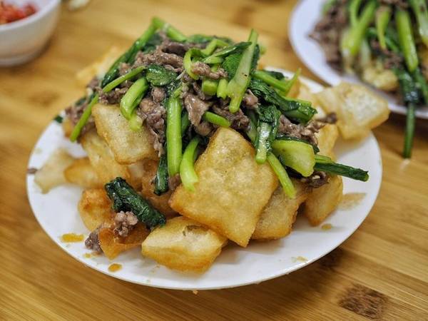 Món ngon Hà Nội - Phở chiên phồng giòn tan