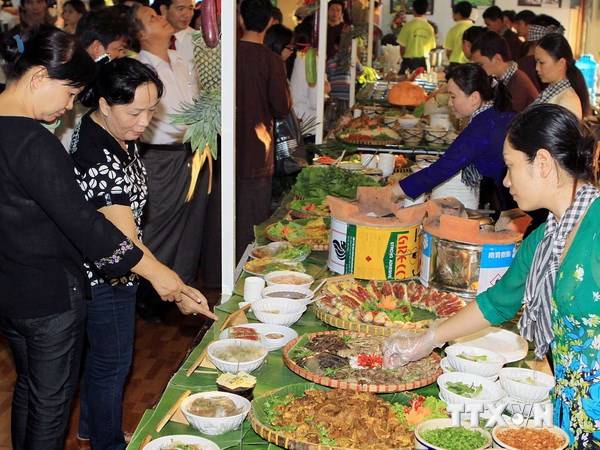 Không khí sôi động tại Lễ hội ẩm thực Vũng Tàu