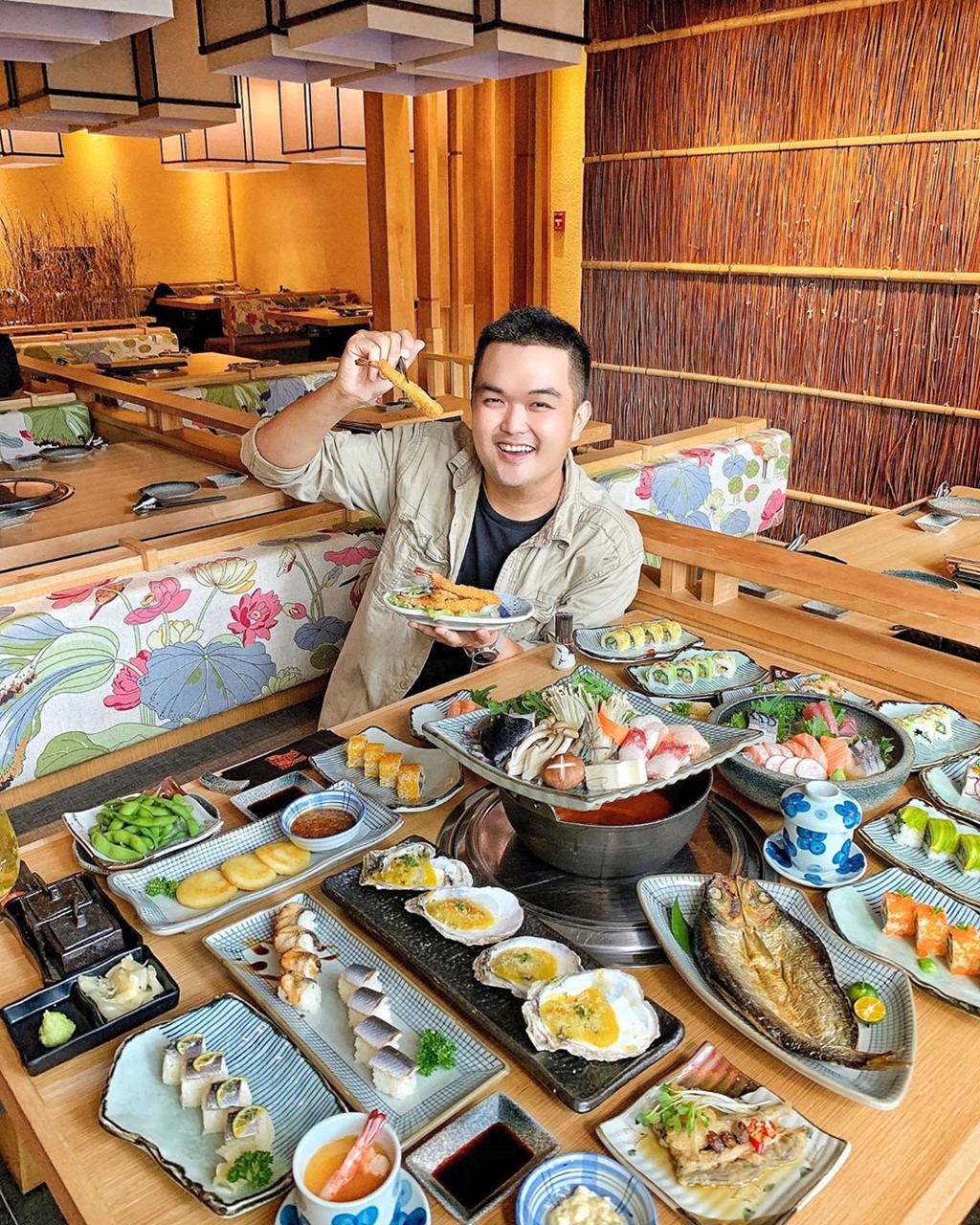 Không gian rộng rãi tại Isushi nhà hàng ẩm thực Nhật Bản TP.HCM Không gian rộng rãi tại Isushi nhà hàng ẩm thực Nhật Bản TP.HCM
