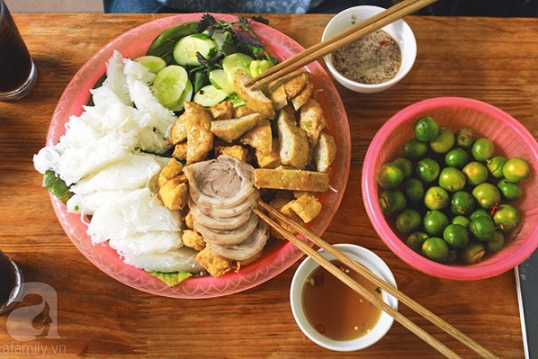 Bún đậu mắm tôm tại ngõ Hàng Khay được Bùi Tiến Dũng yêu thích