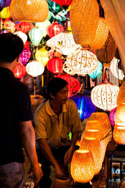 Khám phá Hội An với vẻ đẹp cổ kính tổng quát