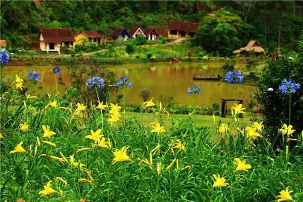 Trải nghiệm du lịch sinh thái nghỉ dưỡng tại Làng Cù Lần