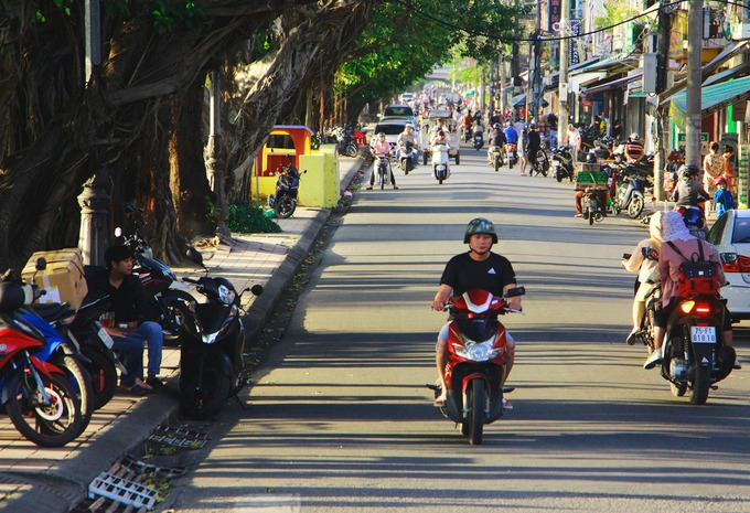 Góc phố Bạch Đằng cổ kính tại Huế