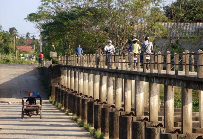 Đập nước La Ỷ thanh bình tại Huế