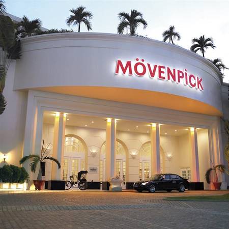 Khách sạn Movenpick Sài Gòn nhìn từ phía bên ngoài
