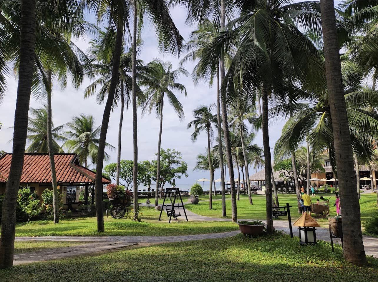 khách-sạn-resort-Phan-Thiết-ivivu-1