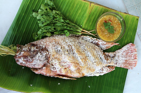 Không chỉ có Tomyum, đến du lịch Bangkok bạn còn có thể thưởng thức vô vàn những món ngon khác
