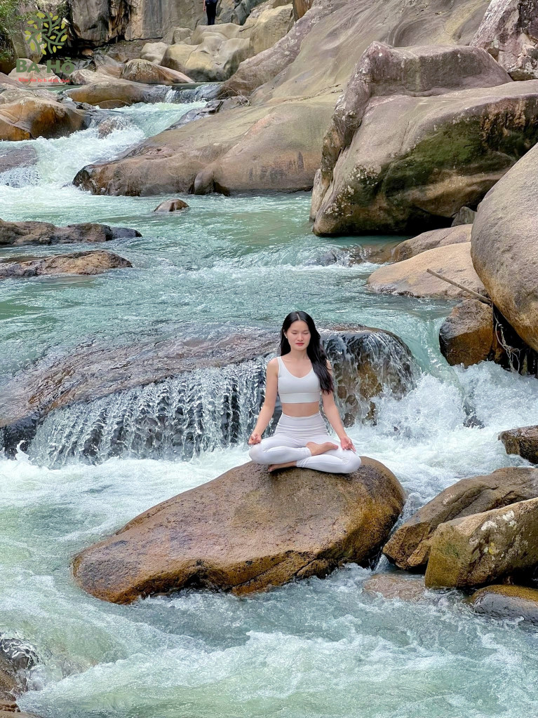 Suối Ba Hồ. Ảnh: Fb Khu Du Lịch Ba Hồ.