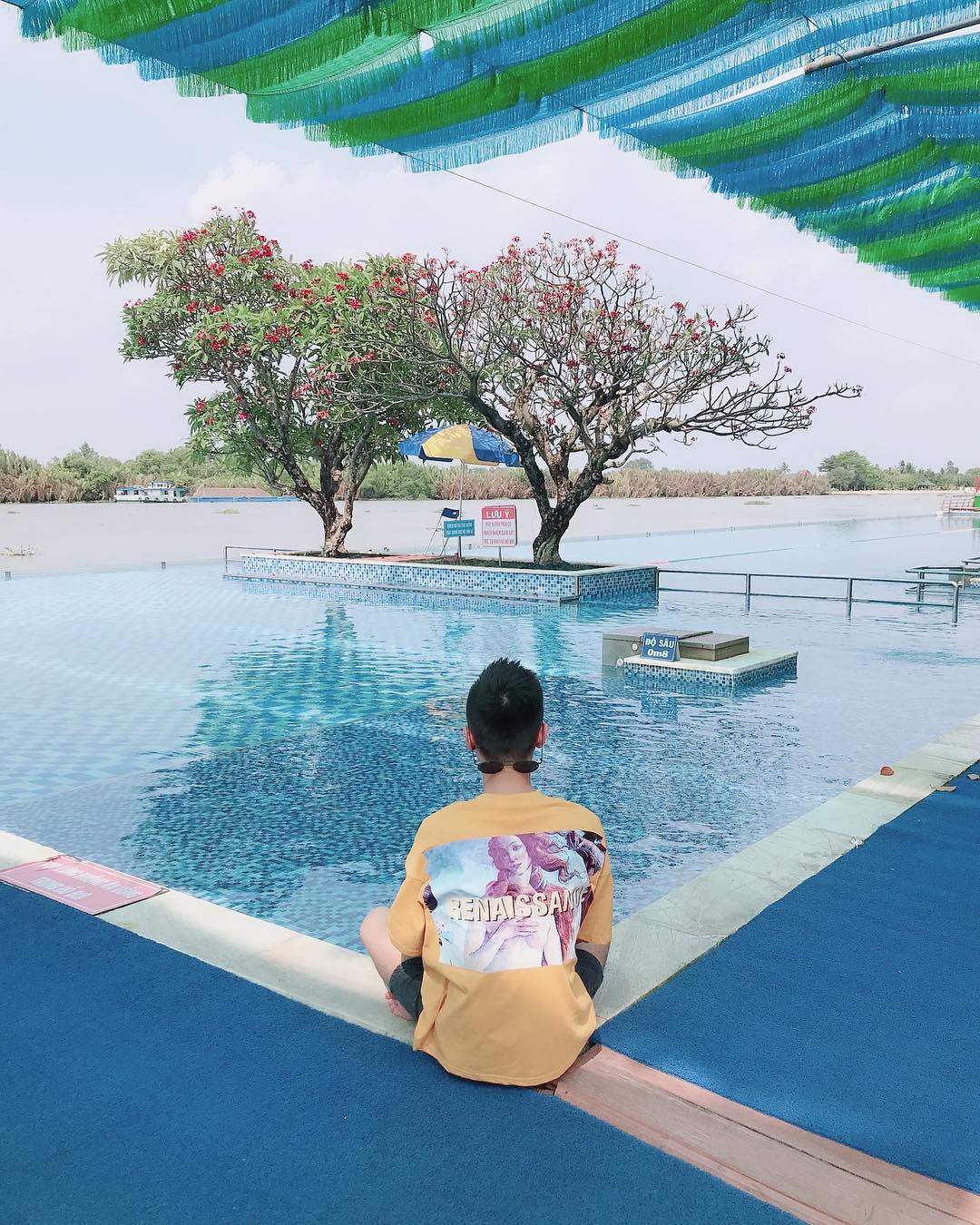 Khu vực hồ bơi chuyên nghiệp khu du lịch BCR