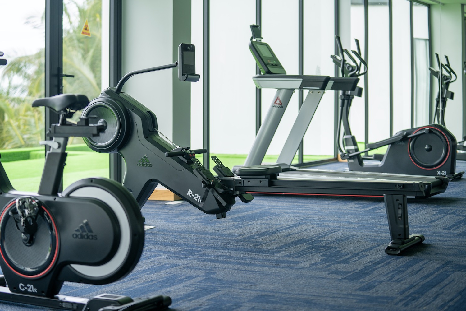 Phòng tập gym hiện đại với trang thiết bị tối tân tại Asteria Mũi Né