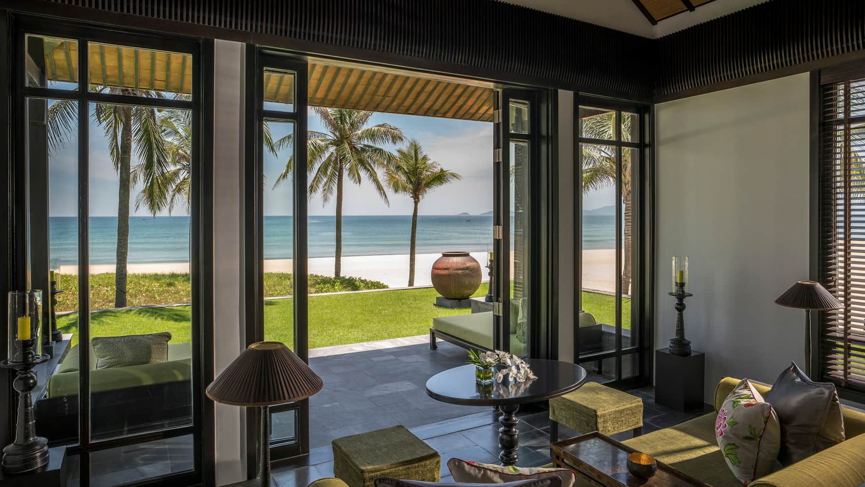 Biệt thự hướng biển 1 phòng ngủ Four Seasons The Nam Hai