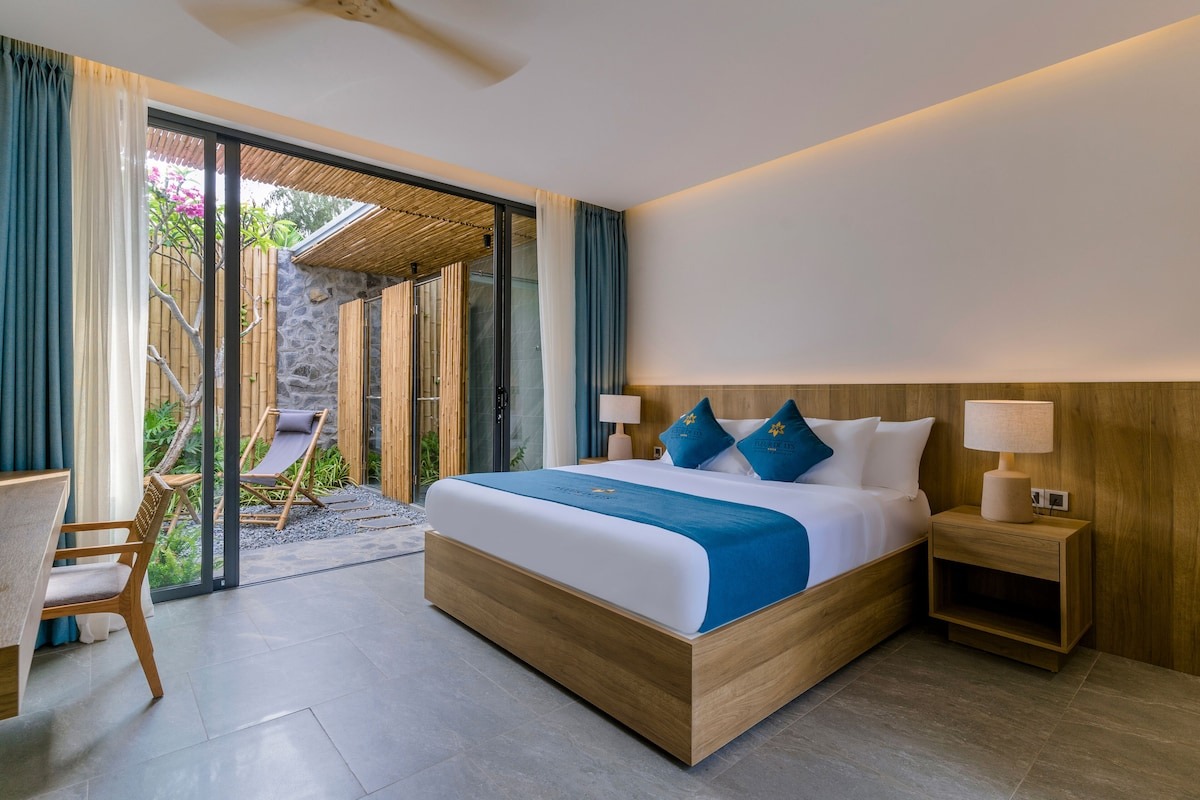 Trang thiết bị hiện đại bên trong phòng nghỉ Fleur de Lys Long Hải