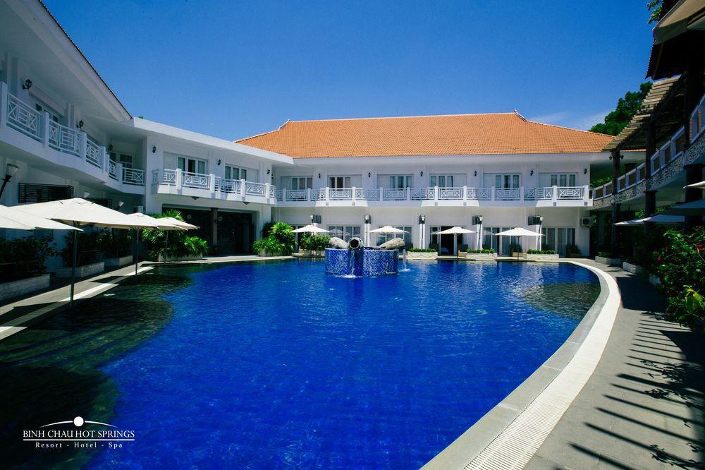 Khu vực tắm khoáng tại Khu nghỉ dưỡng khoáng nóng Bình Châu
