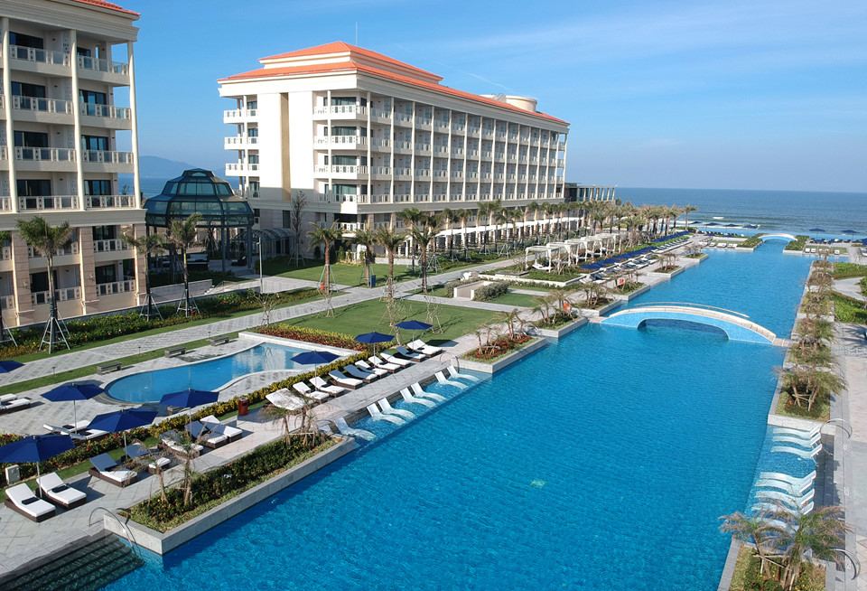 Sheraton Grand Đà Nẵng resort view biển Non Nước