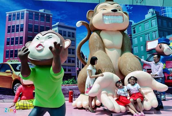 Phim King Kong phiên bản khỉ tại khu vui chơi Monkylywood