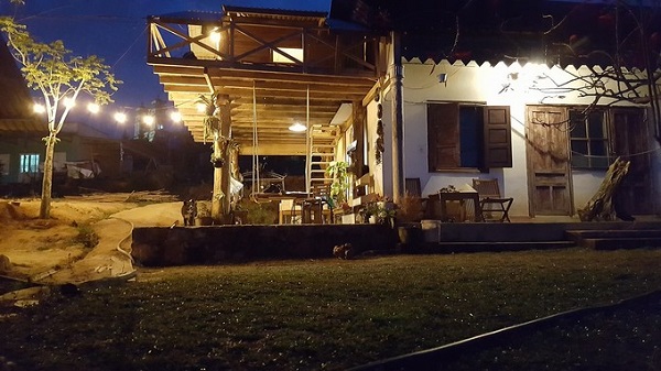 Ngôi nhà nhỏ giữa vườn rau tại khu vườn thú cưng Đà Lạt