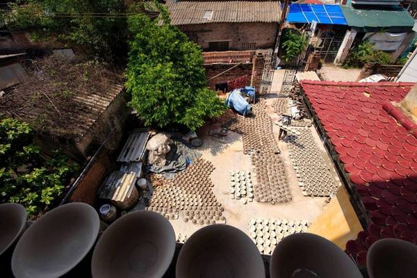 Khám phá vẻ đẹp mộc mạc tại làng gốm Kim Lan khi đi du lịch Hà Nội