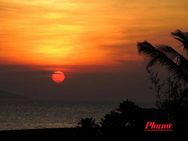 Kinh nghiệm ngắm bình minh Nha Trang tuyệt đẹp vào mùa hè
