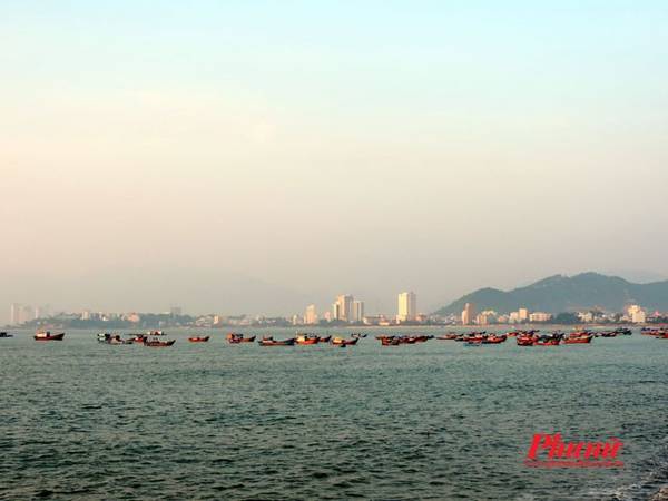 Thành phố lung linh khi ngắm bình minh Nha Trang