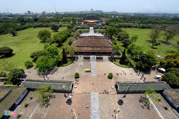 Tả Vu, Hữu Vu và điện Thái Hòa trong Kinh Thành Huế