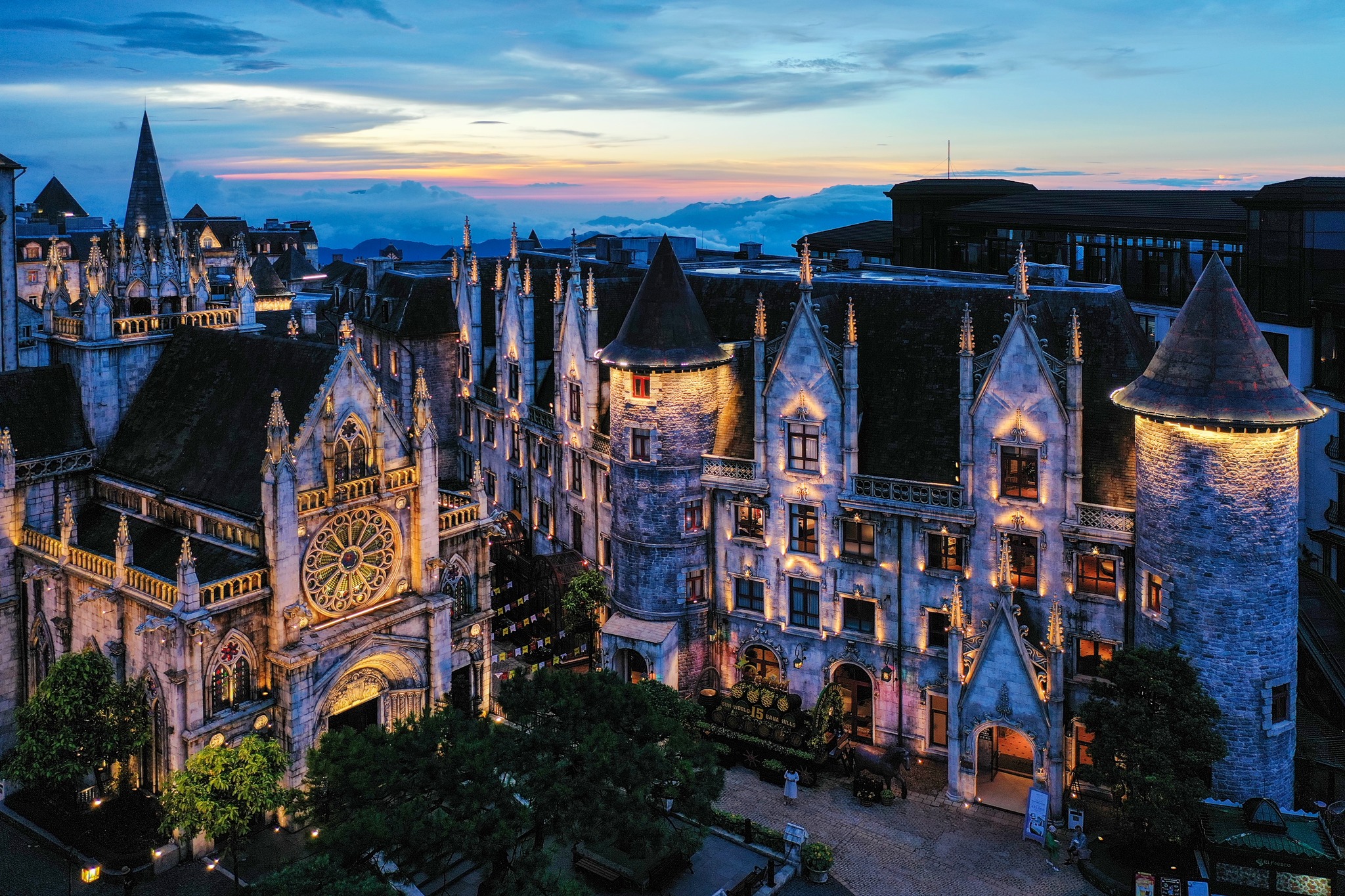 Không gian nghỉ dưỡng lãng mạn tại Mercure Đà Nẵng French Village Bana Hills